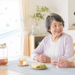 高齢の親が水を飲まないとき、無理にすすめる前に試したいこと
